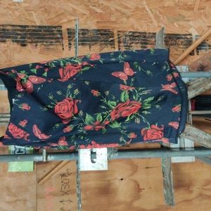 NWOT Karen Millen Gothy pin up skirt